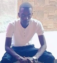 احمد ادم, 26 سنة, رجل